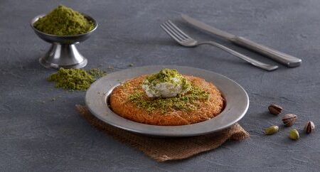 Künefe Kaymaklı